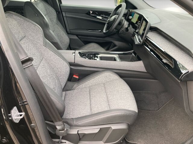 RENAULT Clio KISS TCe 90 Ansicht 15 für Fahrzeugdetailseite