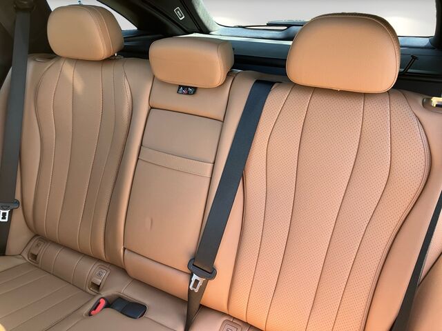MERCEDES-BENZ E 220 220 d AMG Line Advanced Plus Ansicht 7 für Fahrzeugdetailseite