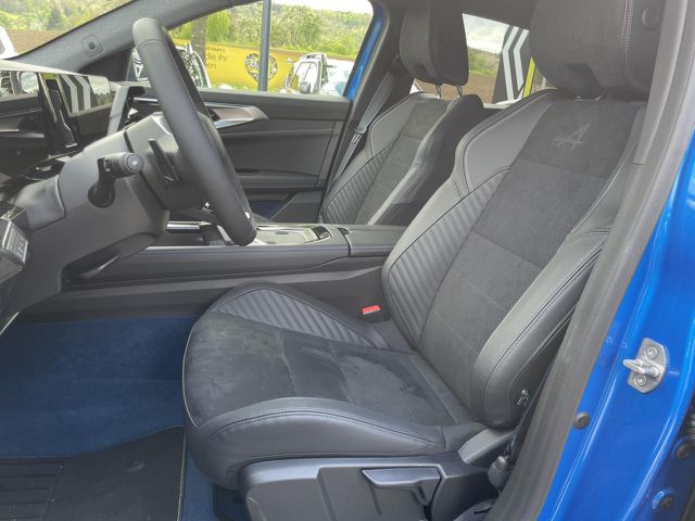 RENAULT Rafale Esprit Alpine E-Tech Plug-in Hybrid 300 4X4 Bluetooth Head Up Display Navi LED Klima Einparkh Ansicht 9 für Fahrzeugdetailseite