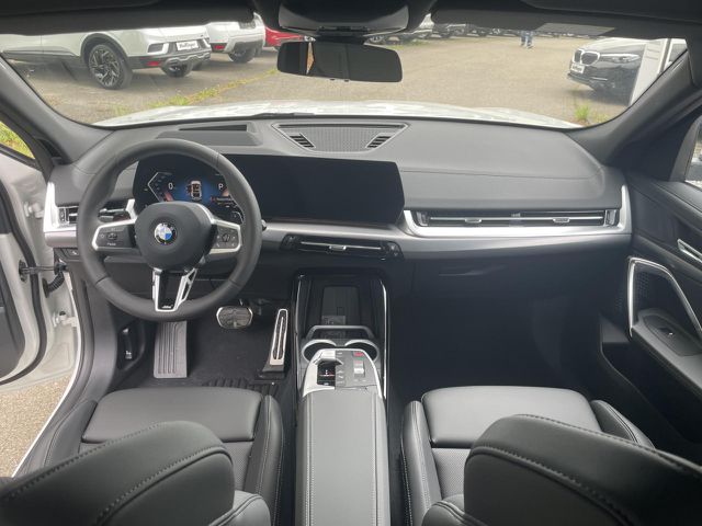 BMW X2 s20i M Sport HUD ACC SuView Komfz.Sitzh.AHK Sportpaket Bluetooth Navi LED Klima PDC el. Fenster Ansicht 11 für Fahrzeugdetailseite