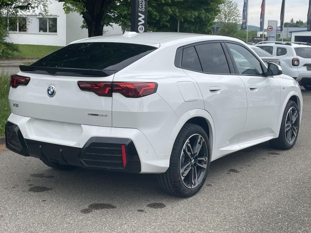 BMW X2 s20i M Sport HUD ACC SuView Komfz.Sitzh.AHK Sportpaket Bluetooth Navi LED Klima PDC el. Fenster Ansicht 5 für Fahrzeugdetailseite