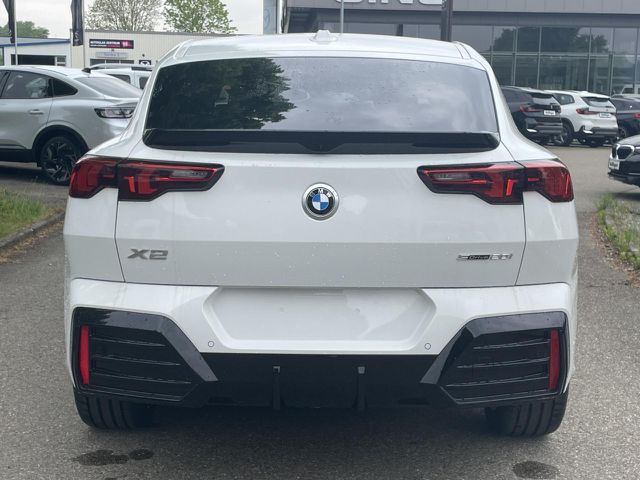 BMW X2 s20i M Sport HUD ACC SuView Komfz.Sitzh.AHK Sportpaket Bluetooth Navi LED Klima PDC el. Fenster Ansicht 6 für Fahrzeugdetailseite