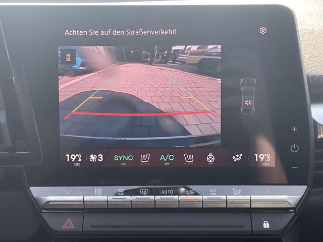 RENAULT Megane E-TECH 100% ele Techno 220 Comfort Range Bluetooth Navi LED Klima Einparkhilfe el. Fenster Ansicht 14 für Fahrzeugdetailseite