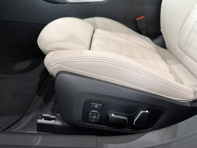 BMW i4 e40 GC M Sport Pro ACC GlasD.P+ Lenkh.H/K AHK Sportpaket HUD Navi LED Vollleder Klima Standhzg PD Ansicht 14 für Fahrzeugdetailseite