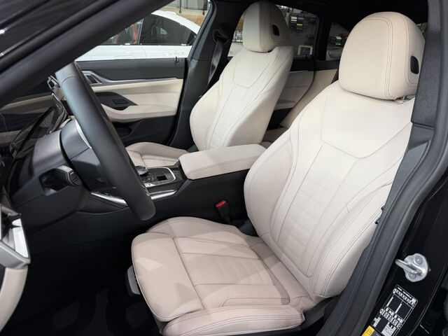 BMW i4 e40 GC M Sport Pro ACC GlasD.P+ Lenkh.H/K AHK Sportpaket HUD Navi LED Vollleder Klima Standhzg PD Ansicht 9 für Fahrzeugdetailseite