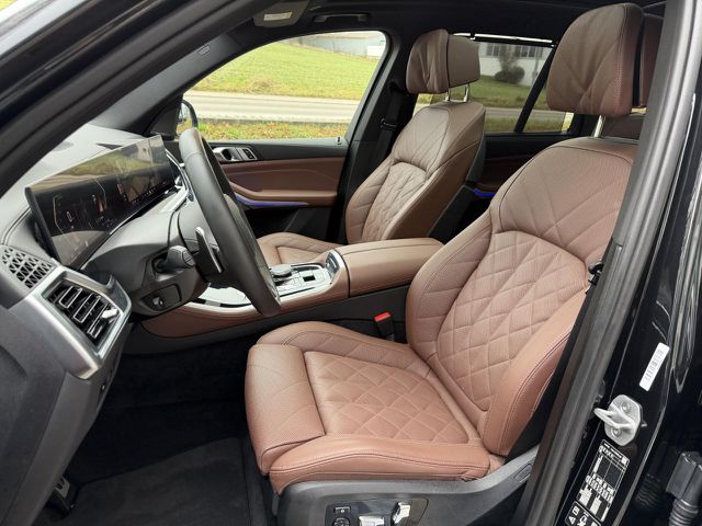 BMW X5 x40d M Sport Sky Standh.IntAktivL.KomfS+Bel Sportpaket Bluetooth HUD Navi LED Vollleder Klima Akt Ansicht 10 für Fahrzeugdetailseite