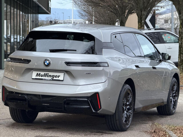 BMW iX x45 M Sport Pro HUD ACC P+ H/K AHK 22 Sportpaket Bluetooth Navi LED Vollleder Klima Luftfederung Ansicht 6 für Fahrzeugdetailseite