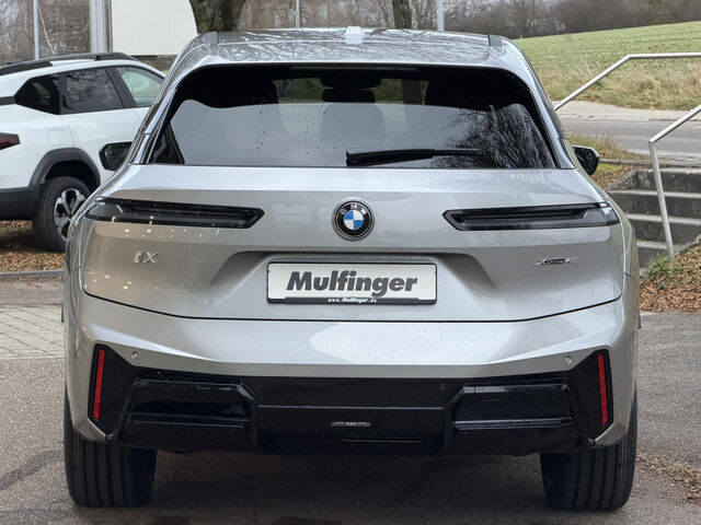 BMW iX x45 M Sport Pro HUD ACC P+ H/K AHK 22 Sportpaket Bluetooth Navi LED Vollleder Klima Luftfederung Ansicht 7 für Fahrzeugdetailseite