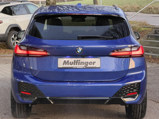 BMW 220 Active Tourer 220i AT M Sport HUD ACC SuView.Lenkh.Komfz.AHK Sportpaket Bluetooth Navi LED Klima PDC el. Fenster Ansicht 7 für Fahrzeugdetailseite