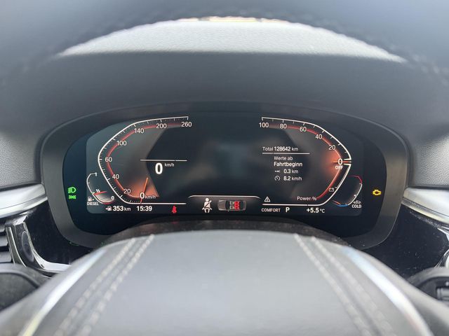 BMW 520 d xDrive Tour. LiveProf.Kamera Sitzh.DAB AHK Bluetooth Navi LED Vollleder Klima PDC el. Fenster Ansicht 11 für Fahrzeugdetailseite
