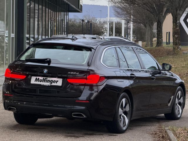 BMW 520 d xDrive Tour. LiveProf.Kamera Sitzh.DAB AHK Bluetooth Navi LED Vollleder Klima PDC el. Fenster Ansicht 6 für Fahrzeugdetailseite