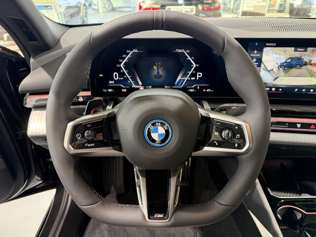 BMW i5 xDr.M Sport Pro HUD ACC P+ B&W Lenkh.AHK 19 Sportpaket Bluetooth Navi LED Klima Standhzg PDC el. Ansicht 12 für Fahrzeugdetailseite