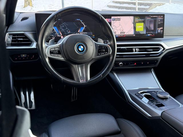 BMW 330 e xDr.T. M Sport HUD Live-Prof-Curved AHK 19 Sportpaket Bluetooth Navi LED Klima Standhzg PDC el. Ansicht 11 für Fahrzeugdetailseite