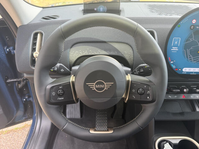 MINI Cooper S Countryman CM S ALL4 HUD Kamera PanoD.OLED Lenkradh.AHK Bluetooth Head Up Display Navi LED Klima Einparkhilfe e Ansicht 11 für Fahrzeugdetailseite