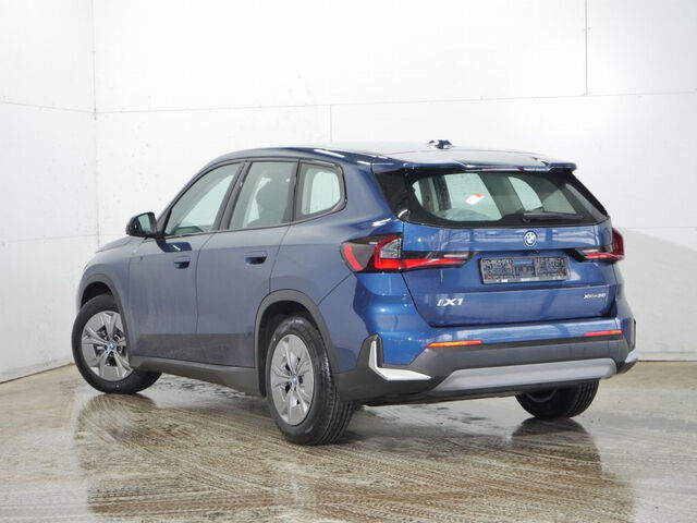 BMW iX1 x30 Sports.HUD ACC SurView.LiveProf.ParkAss+ Bluetooth Navi LED Klima Standhzg PDC el. Fenster Ansicht 4 für Fahrzeugdetailseite