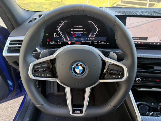 BMW 330 e xDr.M Sport Pro HUD GlasD.SuView.Lenkradh. Sportpaket Bluetooth Navi LED Klima Aktivlenkung Sta Ansicht 11 für Fahrzeugdetailseite