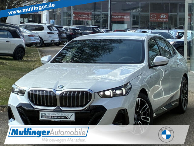 BMW 540 d xDr.M Sport Standh.AutobahnAss.Sitzbel.Ha/K Sportpaket Bluetooth HUD Navi LED Vollleder Klima S Ansicht 1 für Fahrzeugdetailseite