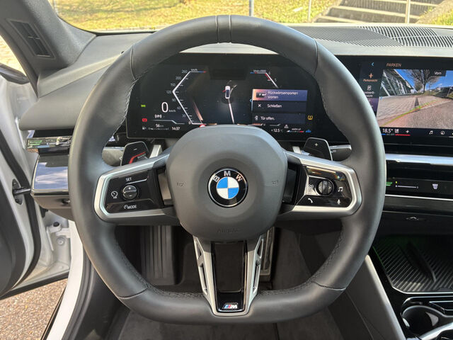 BMW 540 d xDr.M Sport Standh.AutobahnAss.Sitzbel.Ha/K Sportpaket Bluetooth HUD Navi LED Vollleder Klima S Ansicht 14 für Fahrzeugdetailseite