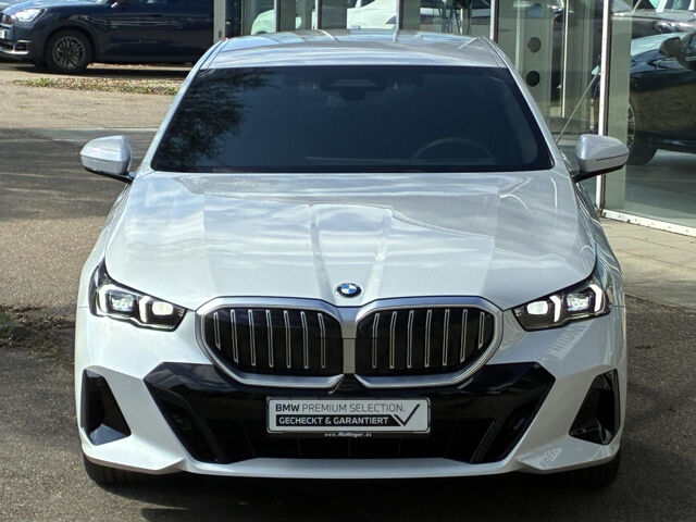 BMW 540 d xDr.M Sport Standh.AutobahnAss.Sitzbel.Ha/K Sportpaket Bluetooth HUD Navi LED Vollleder Klima S Ansicht 3 für Fahrzeugdetailseite