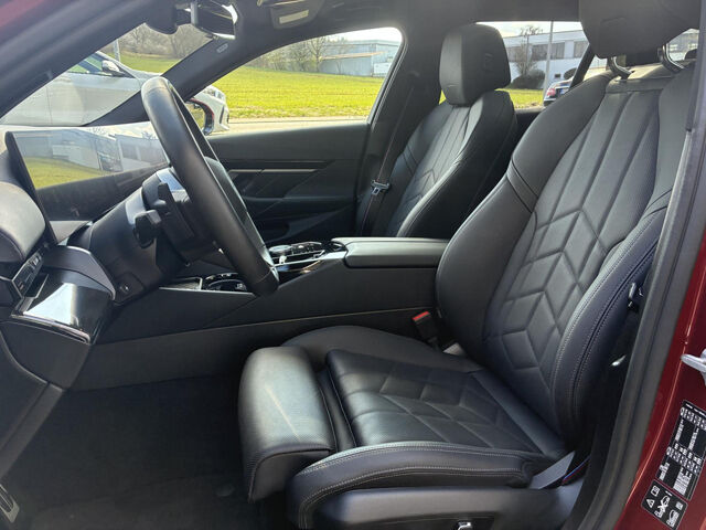 BMW 540 d xDr.T.M Sport Pro IntAktiv PanoD.Standh.B+W Sportpaket Bluetooth HUD Navi LED Vollleder Klima A Ansicht 10 für Fahrzeugdetailseite