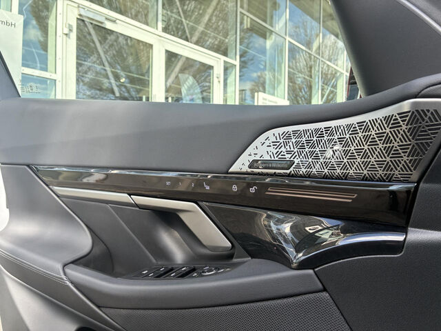 BMW 540 d xDr.T.M Sport Pro IntAktiv PanoD.Standh.B+W Sportpaket Bluetooth HUD Navi LED Vollleder Klima A Ansicht 15 für Fahrzeugdetailseite