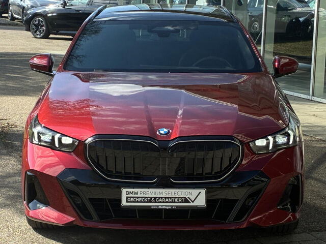 BMW 540 d xDr.T.M Sport Pro IntAktiv PanoD.Standh.B+W Sportpaket Bluetooth HUD Navi LED Vollleder Klima A Ansicht 3 für Fahrzeugdetailseite