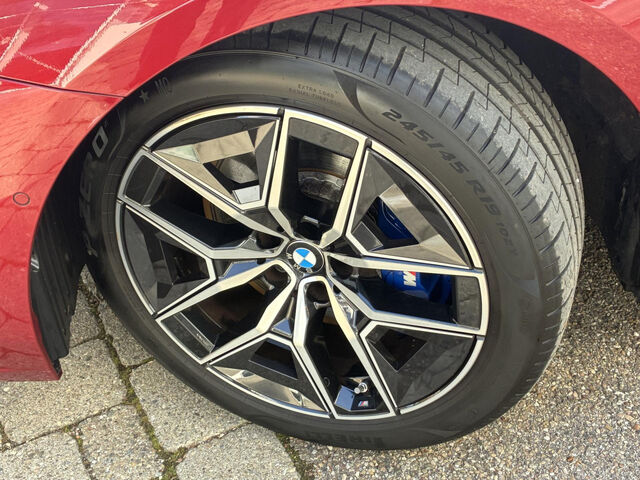 BMW 540 d xDr.T.M Sport Pro IntAktiv PanoD.Standh.B+W Sportpaket Bluetooth HUD Navi LED Vollleder Klima A Ansicht 9 für Fahrzeugdetailseite