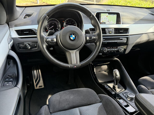 BMW X1 xDrive20i M Sport Kamera Navi HiFi Sitzh.19 Sportpaket Bluetooth LED Klima Aktivlenkung PDC el. F Ansicht 14 für Fahrzeugdetailseite