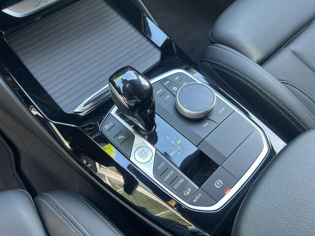 BMW X3 x20d M Sport ACC Kamera Standh.DrivAs.AHK 19 Sportpaket Bluetooth Navi LED Vollleder Klima Aktivl Ansicht 15 für Fahrzeugdetailseite