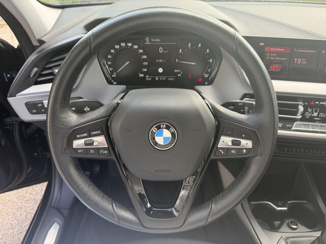 BMW 118 i Advantage LED Sitzheizung Tempomat Alu PDC Bluetooth Klima el. Fenster Ansicht 11 für Fahrzeugdetailseite