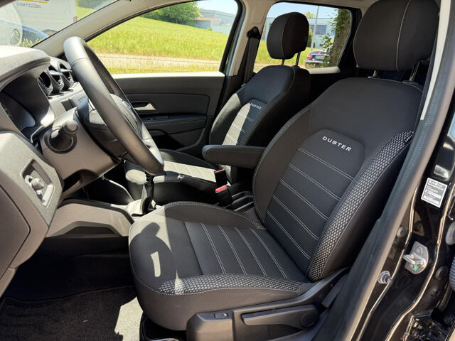 DACIA Duster TCe 100 ECO-G 2WD Prestige Bluetooth Navi Klima Einparkhilfe el. Fenster Ansicht 10 für Fahrzeugdetailseite