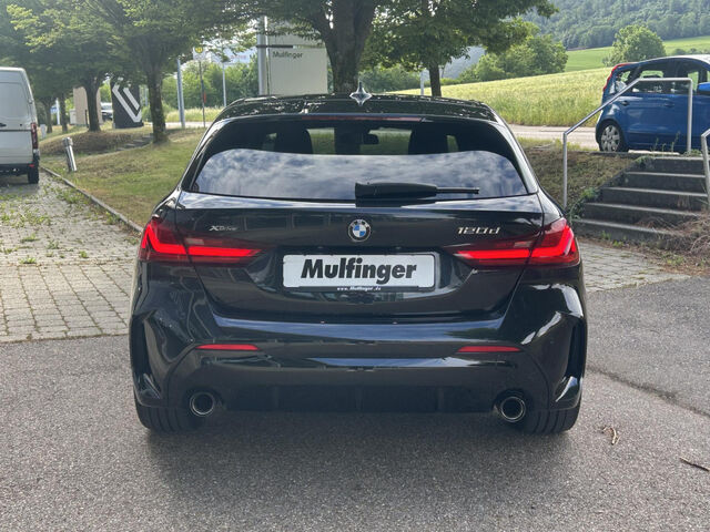 BMW 120 d xDr. Aut. M Sport Sitzh.LiveProf.PDC HiFi18 Sportpaket Bluetooth Navi LED Klima el. Fenster Ansicht 7 für Fahrzeugdetailseite