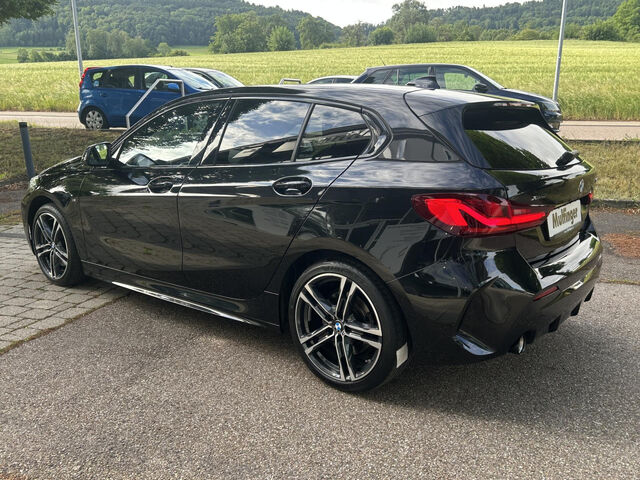 BMW 120 d xDr. Aut. M Sport Sitzh.LiveProf.PDC HiFi18 Sportpaket Bluetooth Navi LED Klima el. Fenster Ansicht 8 für Fahrzeugdetailseite