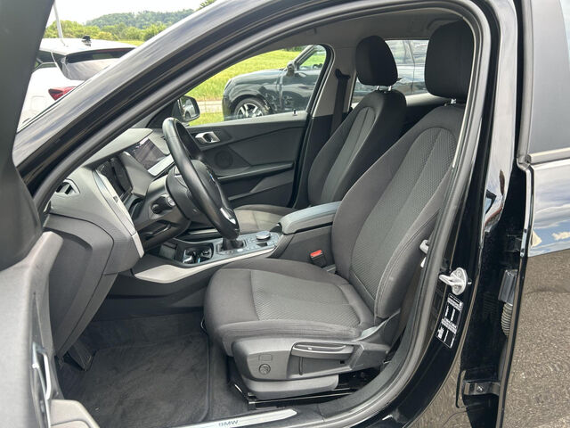 BMW 118 d Live-Navi Tempom.Sitzh.Lordose DAB PDC 17 Bluetooth Klima el. Fenster Ansicht 11 für Fahrzeugdetailseite