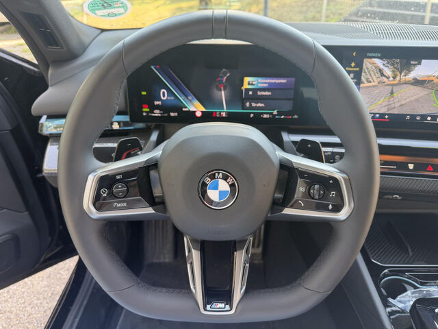 BMW 540 d T.xDr.M Sport Standh.AutoBahnAss.B+W AHK20 Sportpaket Bluetooth HUD Navi LED Vollleder Klima St Ansicht 11 für Fahrzeugdetailseite