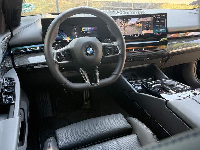 BMW 540 d T.xDr.M Sport Standh.AutoBahnAss.B+W AHK20 Sportpaket Bluetooth HUD Navi LED Vollleder Klima St Ansicht 15 für Fahrzeugdetailseite