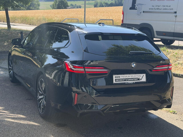 BMW 540 d T.xDr.M Sport Standh.AutoBahnAss.B+W AHK20 Sportpaket Bluetooth HUD Navi LED Vollleder Klima St Ansicht 8 für Fahrzeugdetailseite