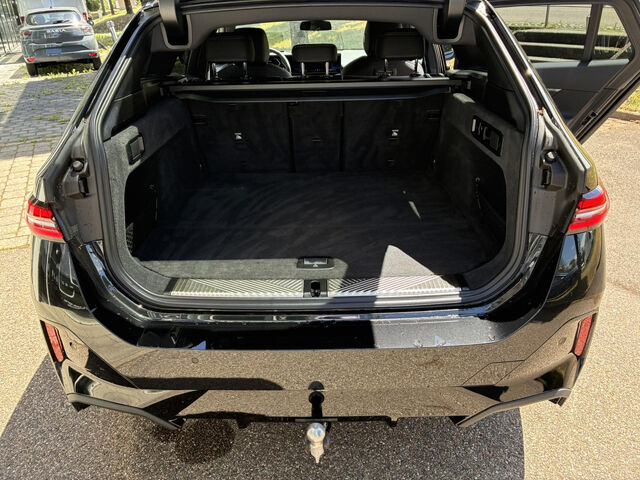 BMW 520 d xDr.T.M Sport Standh.AHK HUD ACC SuView H/K Sportpaket Bluetooth Navi LED Vollleder Klima Stand Ansicht 10 für Fahrzeugdetailseite