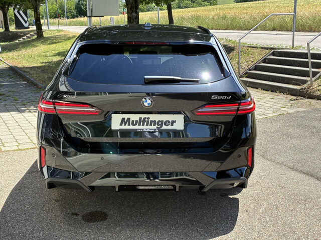 BMW 520 d xDr.T.M Sport Standh.AHK HUD ACC SuView H/K Sportpaket Bluetooth Navi LED Vollleder Klima Stand Ansicht 7 für Fahrzeugdetailseite