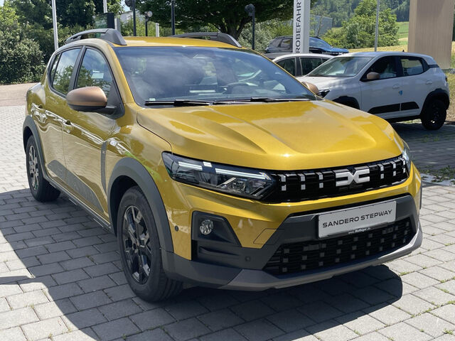 DACIA Sandero Stepway Extreme TCe 110 Winter-Paket Klima Einparkhilfe el. Fenster Ansicht 4 für Fahrzeugdetailseite