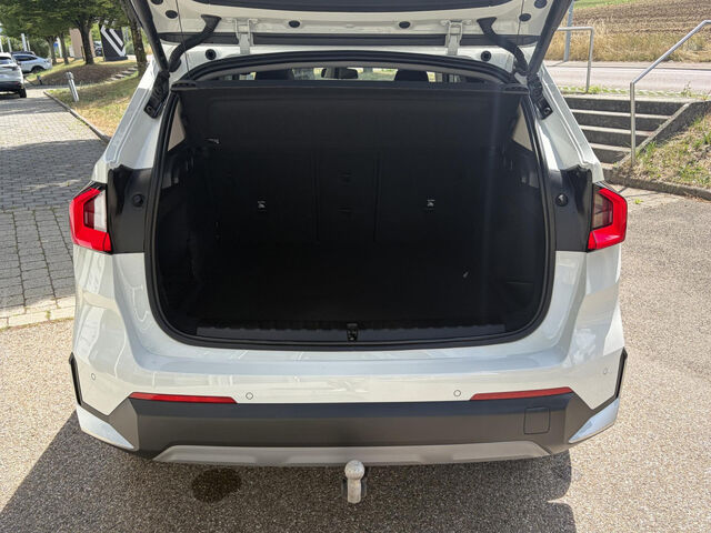 BMW X1 x23d AktivS.HUD ACC PanoD.SurView.Massage AHK Bluetooth Navi LED Klima PDC el. Fenster Ansicht 8 für Fahrzeugdetailseite