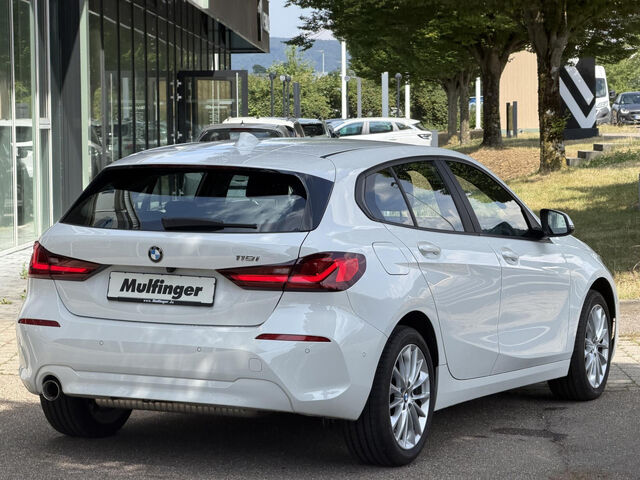 BMW 118 i Kamera LiveProf.Lenkradh.DrivAss.LED AHK17 Bluetooth Navi Klima PDC el. Fenster Ansicht 6 für Fahrzeugdetailseite