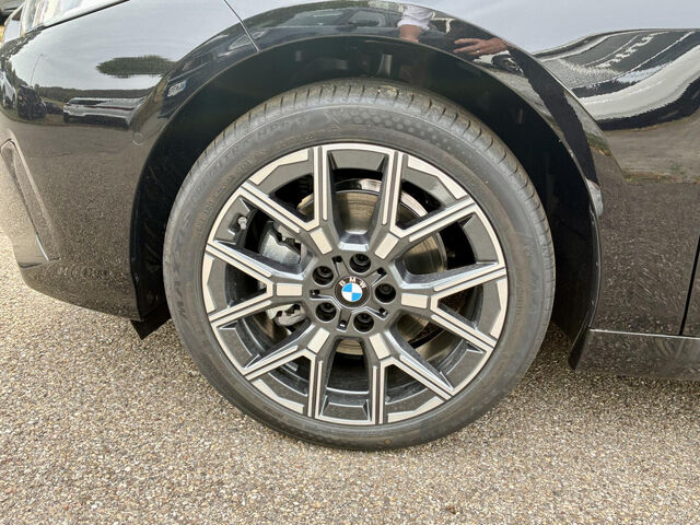 BMW 120 i LED Kamera Navi Widescreen DAB DrivAss.18 Bluetooth Klima PDC el. Fenster Ansicht 9 für Fahrzeugdetailseite