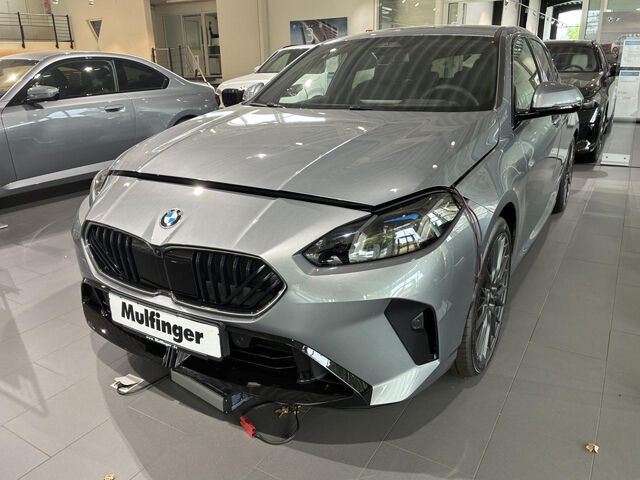 BMW 123 xDr. M Sport Pro HUD ACC SuView Ha/Ka AHK 19 Sportpaket Bluetooth Navi LED Vollleder Klima PDC e Ansicht 4 für Fahrzeugdetailseite