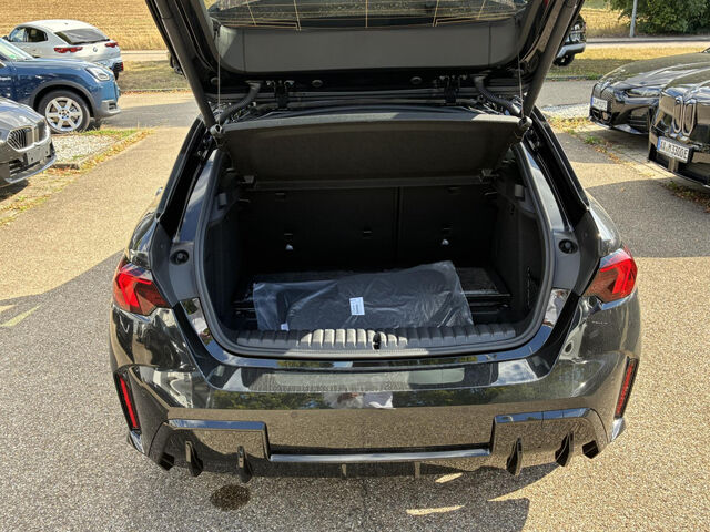 BMW 123 xDr.M Sport Pro HUD ACC SuView PanoD.H/K.AHK Sportpaket Bluetooth Navi LED Vollleder Klima PDC e Ansicht 7 für Fahrzeugdetailseite