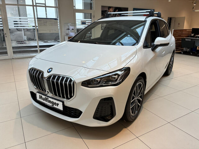 BMW 220 Active Tourer 220i AT.M Sport HUD ACC SuView Lenkradh.AHK 18 Sportpaket Bluetooth Navi LED Vollleder Klima PDC el. Ansicht 2 für Fahrzeugdetailseite