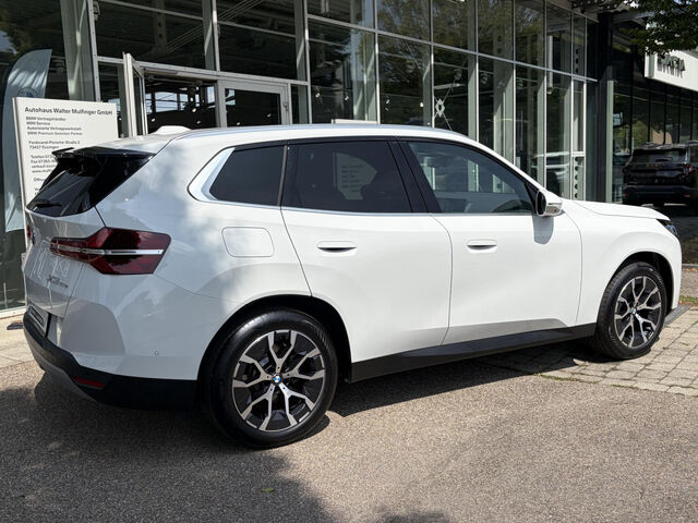 BMW X3 x30e Sports.ACC Sitzbel.SurView.Ha/Ka.AHK 19 Bluetooth HUD Navi LED Vollleder Klima Standhzg PDC Ansicht 6 für Fahrzeugdetailseite
