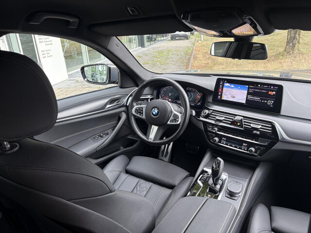 BMW 530 d xDr.T.M Sport HUD ACC Kamera HiFi AHK 19 Sportpaket Bluetooth Navi LED Vollleder Klima PDC el. Ansicht 14 für Fahrzeugdetailseite