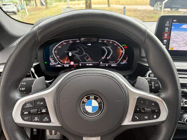 BMW 530 d xDr.T.M Sport HUD ACC Kamera HiFi AHK 19 Sportpaket Bluetooth Navi LED Vollleder Klima PDC el. Ansicht 15 für Fahrzeugdetailseite