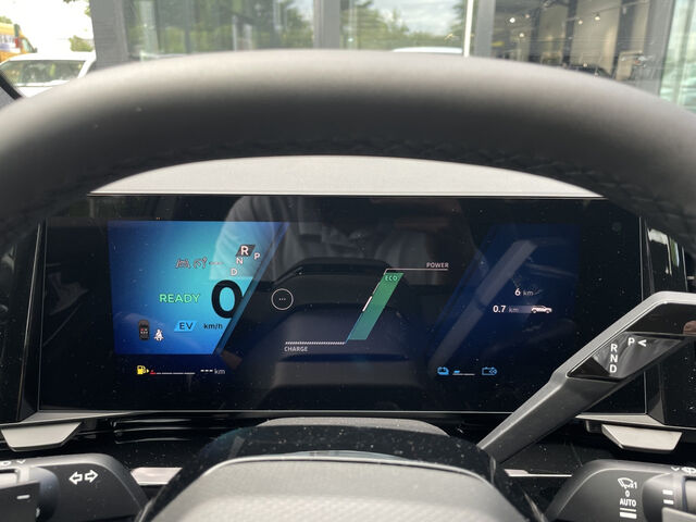 RENAULT Austral Evolution Full Hybrid E-Tech 200 Bluetooth Navi LED Klima Einparkhilfe el. Fenster Ansicht 14 für Fahrzeugdetailseite